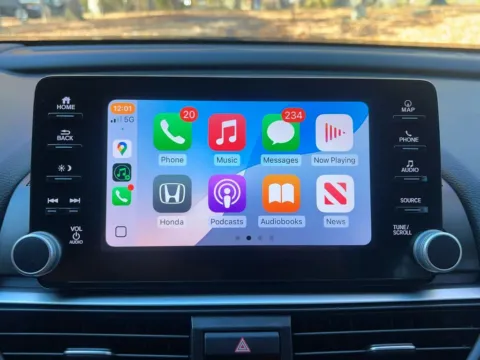 More photos of 2018 Honda Accord Touring Sedan 4D at Auto Fanatics, VA