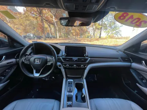 More photos of 2018 Honda Accord Touring Sedan 4D at Auto Fanatics, VA