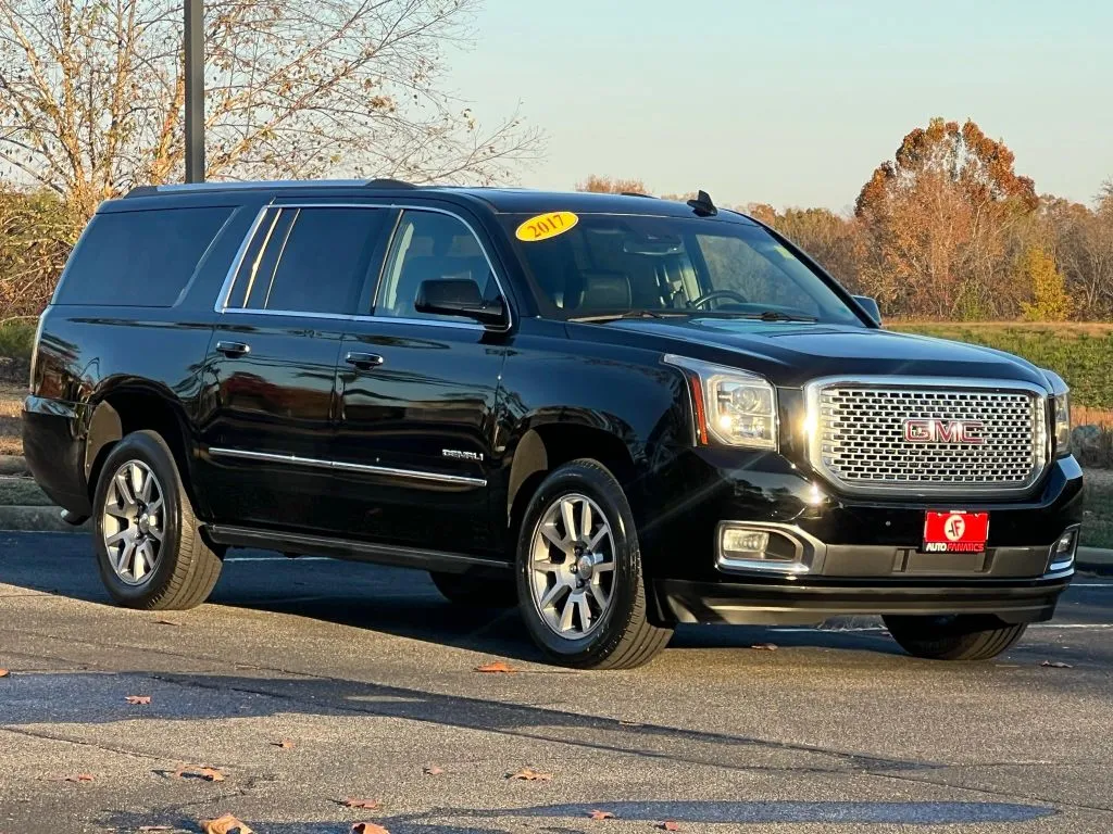 Black 2017 GMC Yukon XL Denali Sport Utility 4D for sale in Fredericksburg, VA