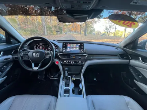More photos of 2018 Honda Accord Touring Sedan 4D at Auto Fanatics, VA