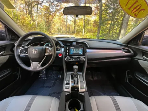 More photos of 2017 Honda Civic EX-T Sedan 4D at Auto Fanatics, VA