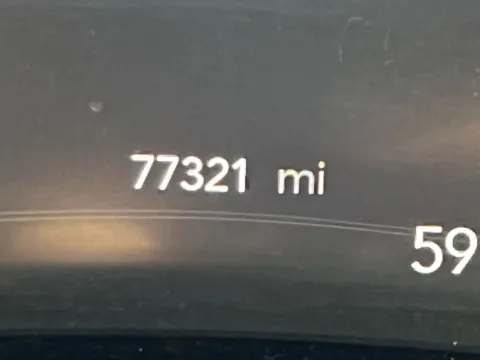 Photos of 2017 Chrysler Pacifica Limited Minivan 4D for sale in Fredericksburg, VA at Auto Fanatics