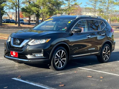 Photos of 2019 Nissan Rogue SL Sport Utility 4D for sale in Fredericksburg, VA at Auto Fanatics
