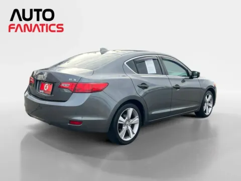 More photos of 2014 Acura ILX 2.0L Sedan 4D at Auto Fanatics, VA