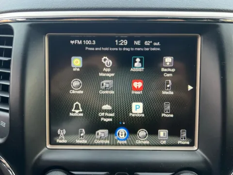 More photos of 2017 Jeep Grand Cherokee Laredo Sport Utility 4D at Auto Fanatics, VA