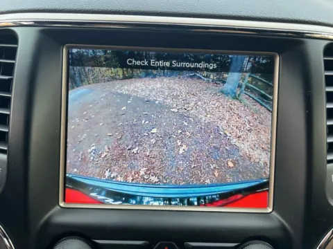 More photos of 2017 Jeep Grand Cherokee Laredo Sport Utility 4D at Auto Fanatics, VA