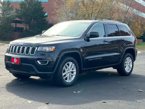 Photos of 2017 Jeep Grand Cherokee Laredo Sport Utility 4D for sale in Fredericksburg, VA at Auto Fanatics