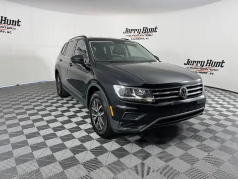 More photos of 2020 Volkswagen Tiguan 2.0T SE at Jerry Hunt Supercenter - Salisbury, NC