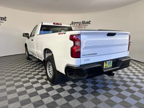 More photos of 2022 Chevrolet Silverado 1500 WT at Jerry Hunt Supercenter - Salisbury, NC