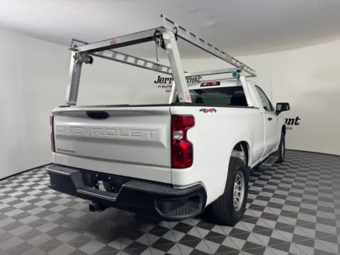 More photos of 2022 Chevrolet Silverado 1500 WT at Jerry Hunt Supercenter - Salisbury, NC