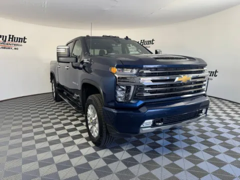 More photos of 2022 Chevrolet Silverado 2500HD High Country at Jerry Hunt Supercenter - Salisbury, NC