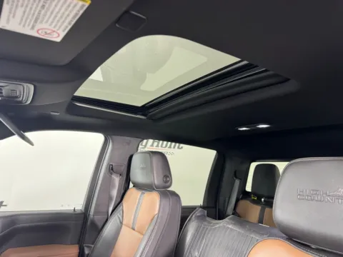 More photos of 2022 Chevrolet Silverado 2500HD High Country at Jerry Hunt Supercenter - Salisbury, NC