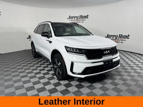 More photos of 2023 Kia Sorento EX at Jerry Hunt Supercenter - Salisbury, NC