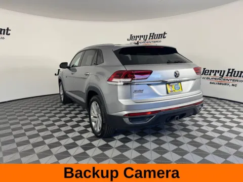 More photos of 2022 Volkswagen Atlas Cross Sport 3.6L V6 SE w/Technology at Jerry Hunt Supercenter - Salisbury, NC