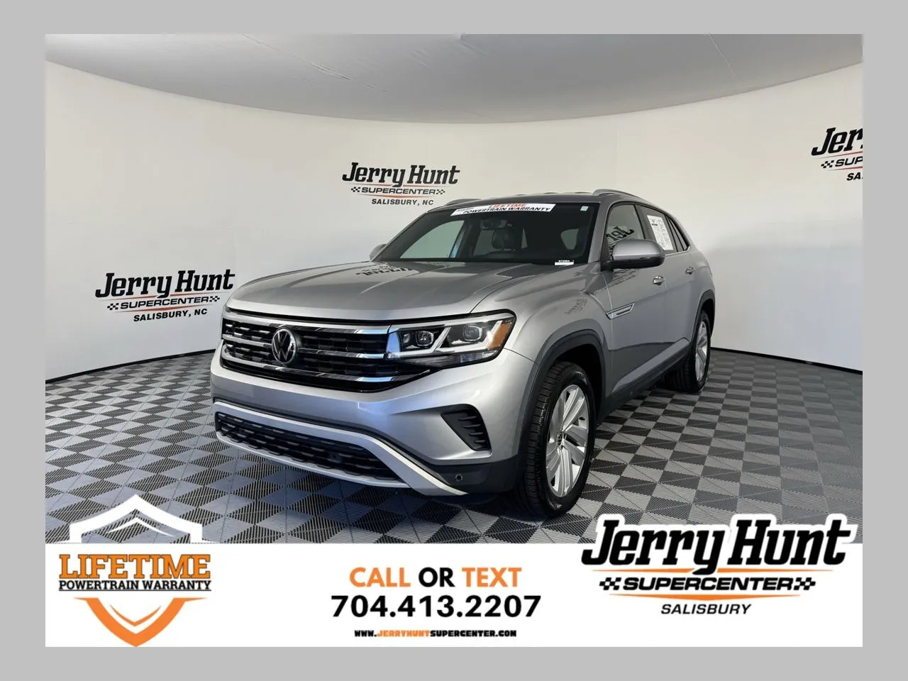 2022 Volkswagen Atlas Cross Sport SE w/Tech