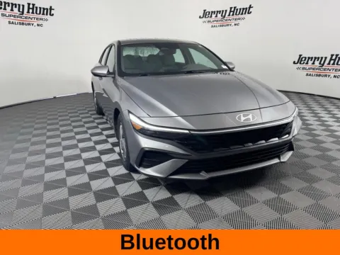 More photos of 2025 Hyundai Elantra SE at Jerry Hunt Supercenter - Salisbury, NC