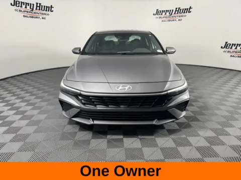 More photos of 2025 Hyundai Elantra SE at Jerry Hunt Supercenter - Salisbury, NC