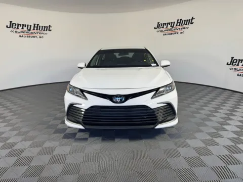 More photos of 2024 Toyota Camry LE at Jerry Hunt Supercenter - Salisbury, NC