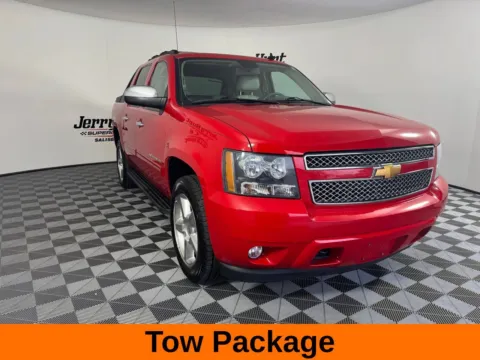 More photos of 2012 Chevrolet Avalanche 1500 LT at Jerry Hunt Supercenter - Salisbury, NC