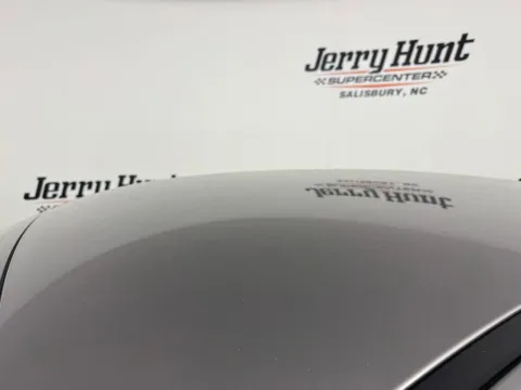 More photos of 2022 Hyundai Elantra SEL at Jerry Hunt Supercenter - Salisbury, NC