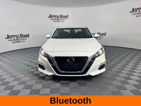 More photos of 2022 Nissan Altima 2.5 S at Jerry Hunt Supercenter - Salisbury, NC