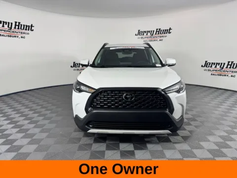 More photos of 2024 Toyota Corolla Cross LE at Jerry Hunt Supercenter - Salisbury, NC