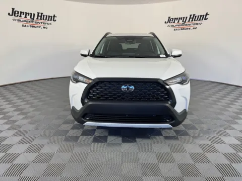 More photos of 2024 Toyota Corolla Cross LE at Jerry Hunt Supercenter - Salisbury, NC