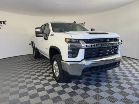 More photos of 2023 Chevrolet Silverado 2500HD LT at Jerry Hunt Supercenter - Salisbury, NC