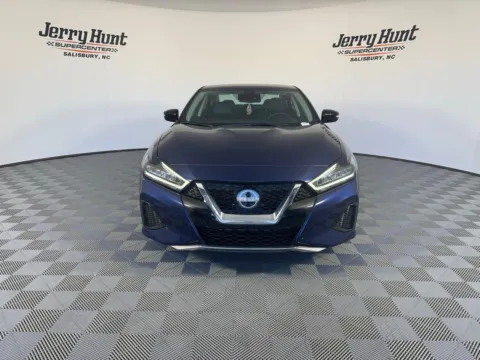 More photos of 2023 Nissan Maxima SV at Jerry Hunt Supercenter - Salisbury, NC