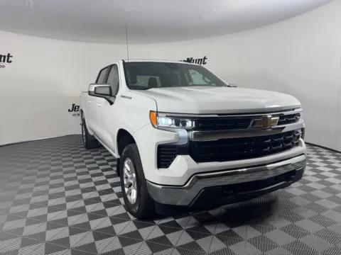 More photos of 2022 Chevrolet Silverado 1500 LT at Jerry Hunt Supercenter - Salisbury, NC