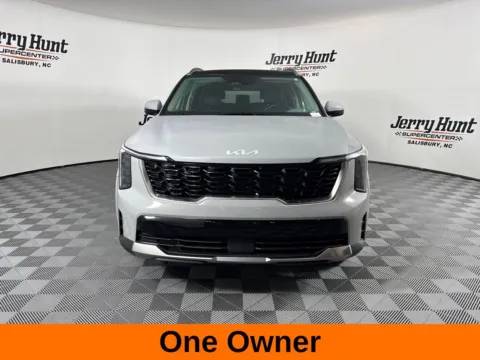 More photos of 2024 Kia Sorento S at Jerry Hunt Supercenter - Salisbury, NC