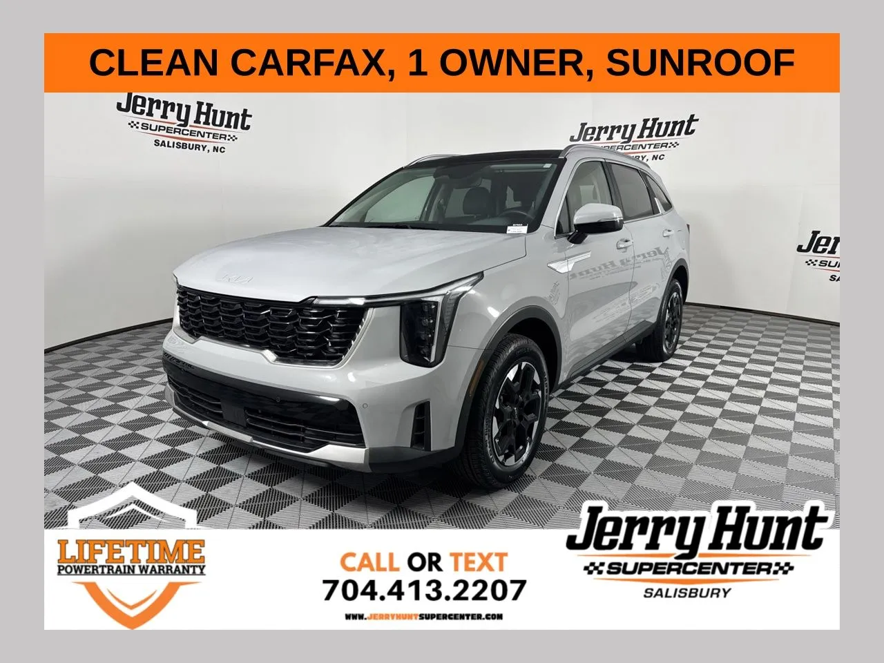 2024 Kia Sorento S's photo