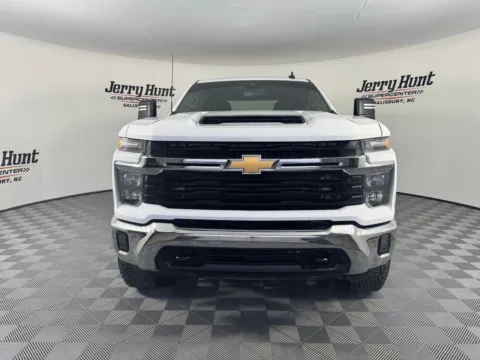 More photos of 2024 Chevrolet Silverado 2500HD LT at Jerry Hunt Supercenter - Salisbury, NC
