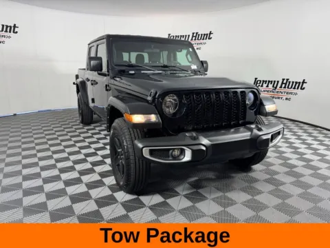 More photos of 2021 Jeep Gladiator Sport at Jerry Hunt Supercenter - Salisbury, NC