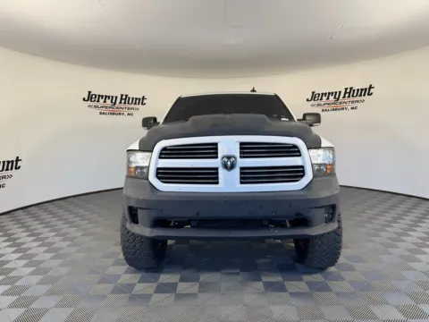 More photos of 2020 Ram 1500 Classic SLT at Jerry Hunt Supercenter - Salisbury, NC