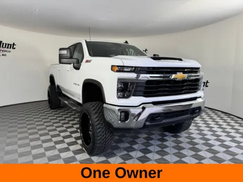 More photos of 2024 Chevrolet Silverado 2500HD LT at Jerry Hunt Supercenter - Salisbury, NC
