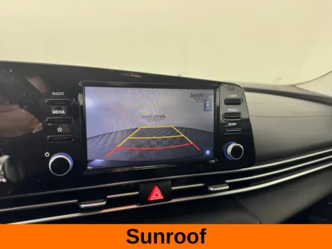 More photos of 2022 Hyundai Elantra SEL at Jerry Hunt Supercenter - Salisbury, NC