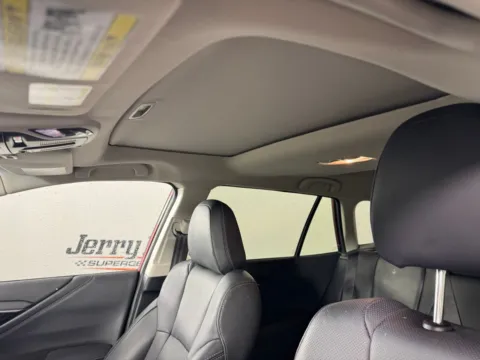 More photos of 2022 Subaru Outback Limited at Jerry Hunt Supercenter - Salisbury, NC