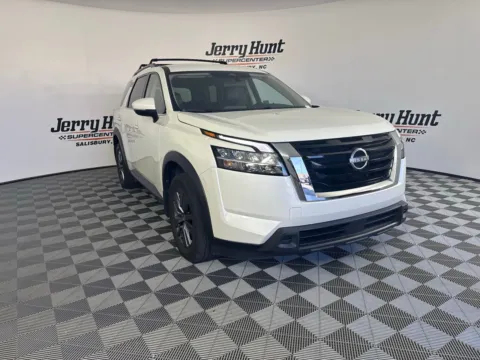 More photos of 2022 Nissan Pathfinder SV at Jerry Hunt Supercenter - Salisbury, NC