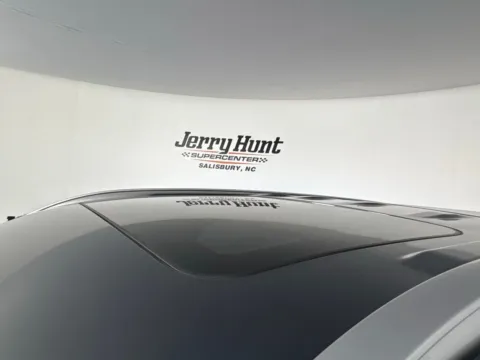 More photos of 2022 Hyundai Palisade Limited at Jerry Hunt Supercenter - Salisbury, NC