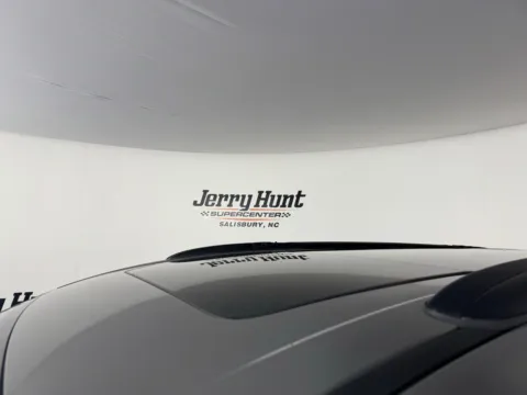 More photos of 2025 Chrysler Pacifica Limited at Jerry Hunt Supercenter - Salisbury, NC