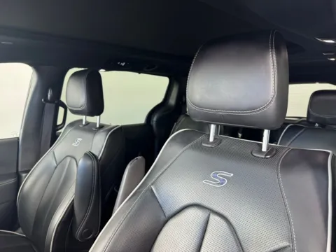 Photos of 2025 Chrysler Pacifica Limited for sale in Salisbury, NC at Jerry Hunt Supercenter - Salisbury