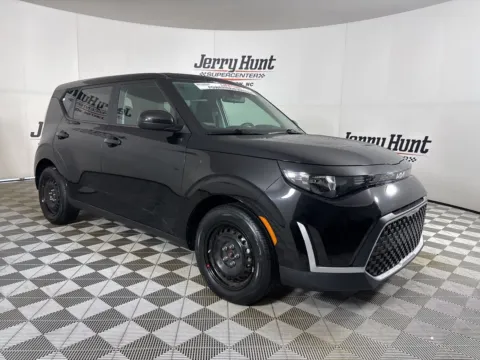 More photos of 2024 Kia Soul LX at Jerry Hunt Supercenter - Salisbury, NC