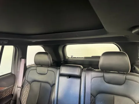 More photos of 2025 Jeep Grand Cherokee Summit at Jerry Hunt Supercenter - Salisbury, NC