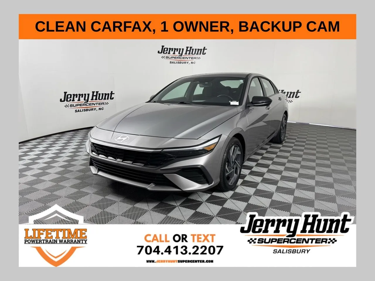 2025 Hyundai Elantra SEL's photo