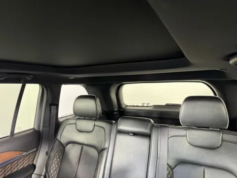 More photos of 2025 Jeep Grand Cherokee Summit at Jerry Hunt Supercenter - Salisbury, NC