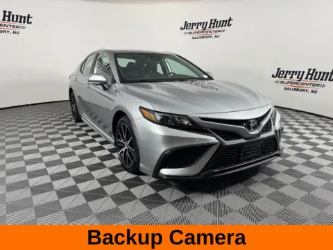 More photos of 2023 Toyota Camry SE at Jerry Hunt Supercenter - Salisbury, NC