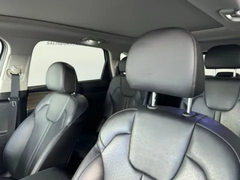 Photos of 2022 Kia Sorento EX for sale in Salisbury, NC at Jerry Hunt Supercenter - Salisbury