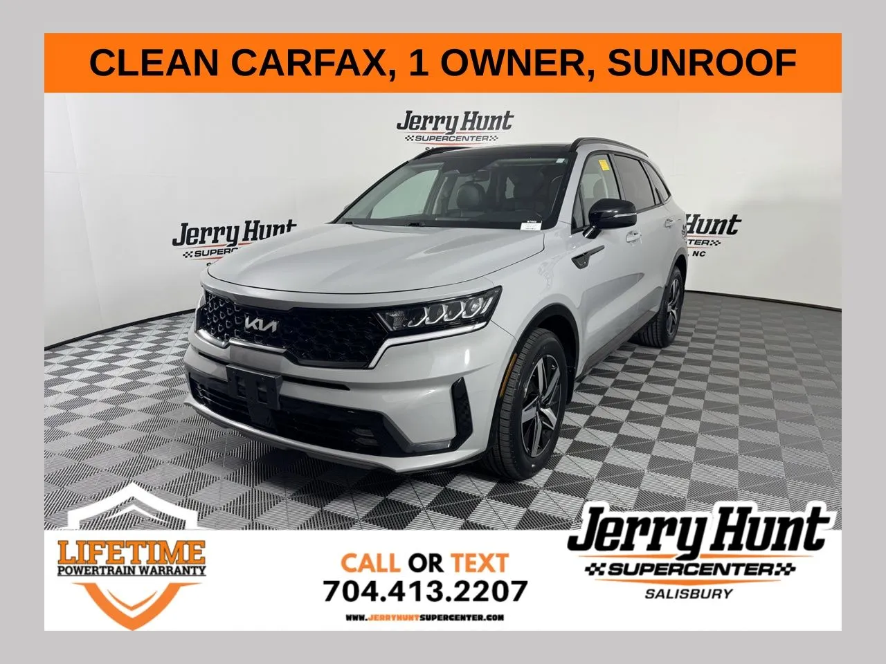 2022 Kia Sorento EX's photo