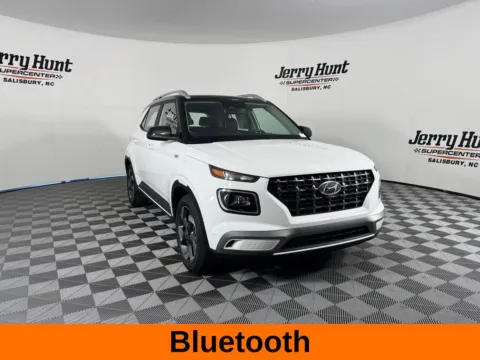 More photos of 2023 Hyundai Venue Limited at Jerry Hunt Supercenter - Salisbury, NC